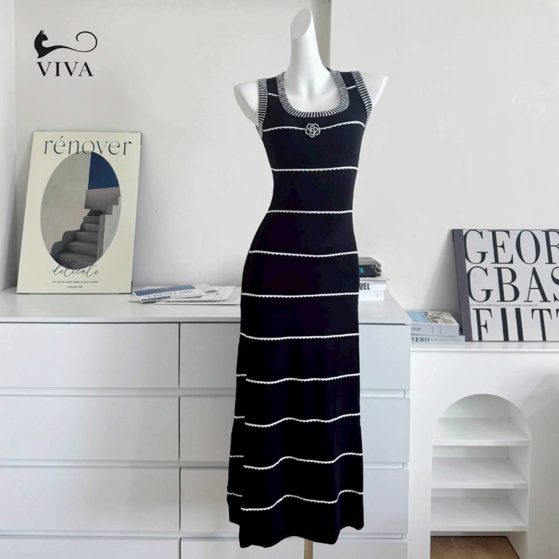 🌸Camellia Knit Maxi Dress